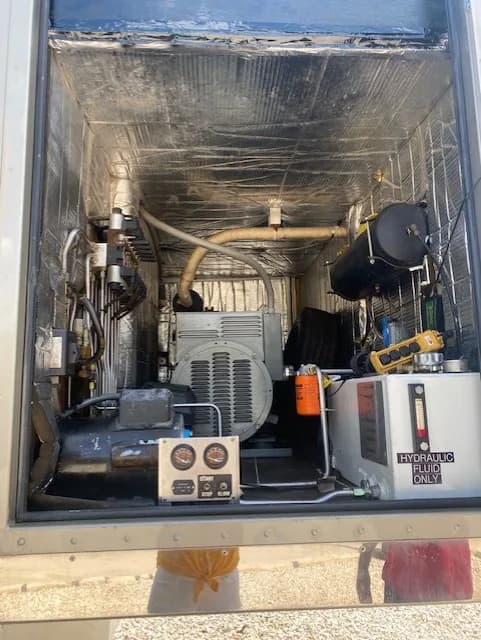 38′ trailer generator area